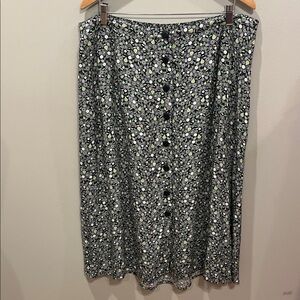 CJ Banks Button Front Fruit Skirt Size 2X